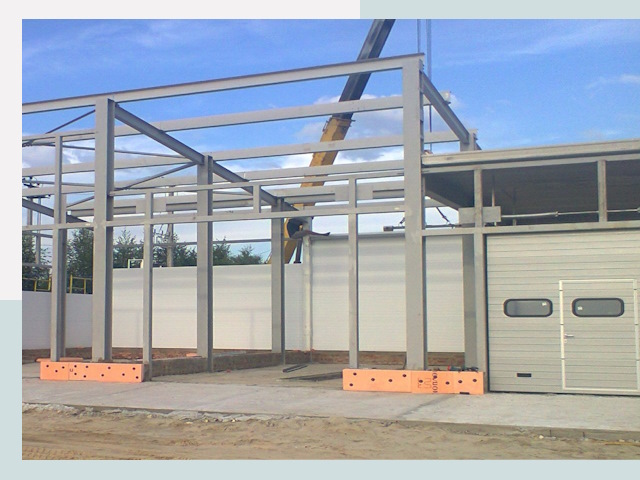 Строительство автосервисов от СтальСтрой-Нвб по цене 615 руб.